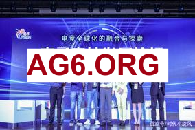 乌兹：快乌兹杯了，最近就韩服和组排，之后把小虎叫来！